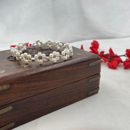 Fresh water pearls necklace &nbsp;with bras hook