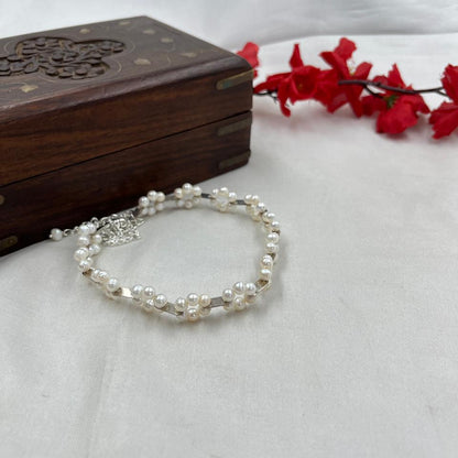 Fresh water pearls necklace &nbsp;with bras hook