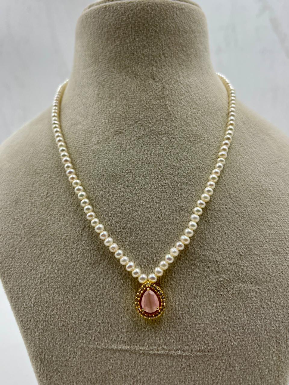 Fresh water pearls because with imitation stone and brass lock&nbsp;