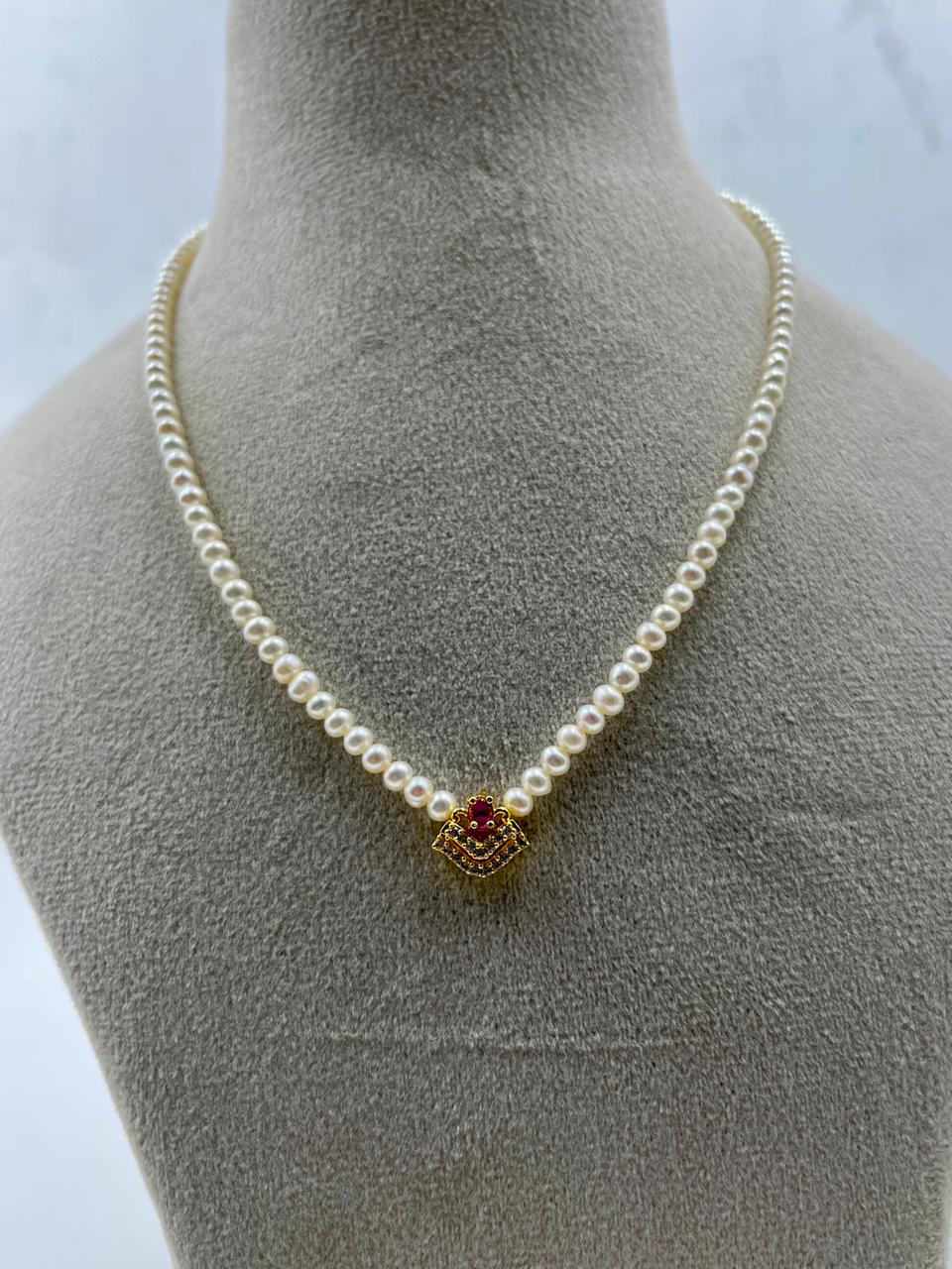 Fresh water pearls because with imitation stone and brass lock&nbsp;