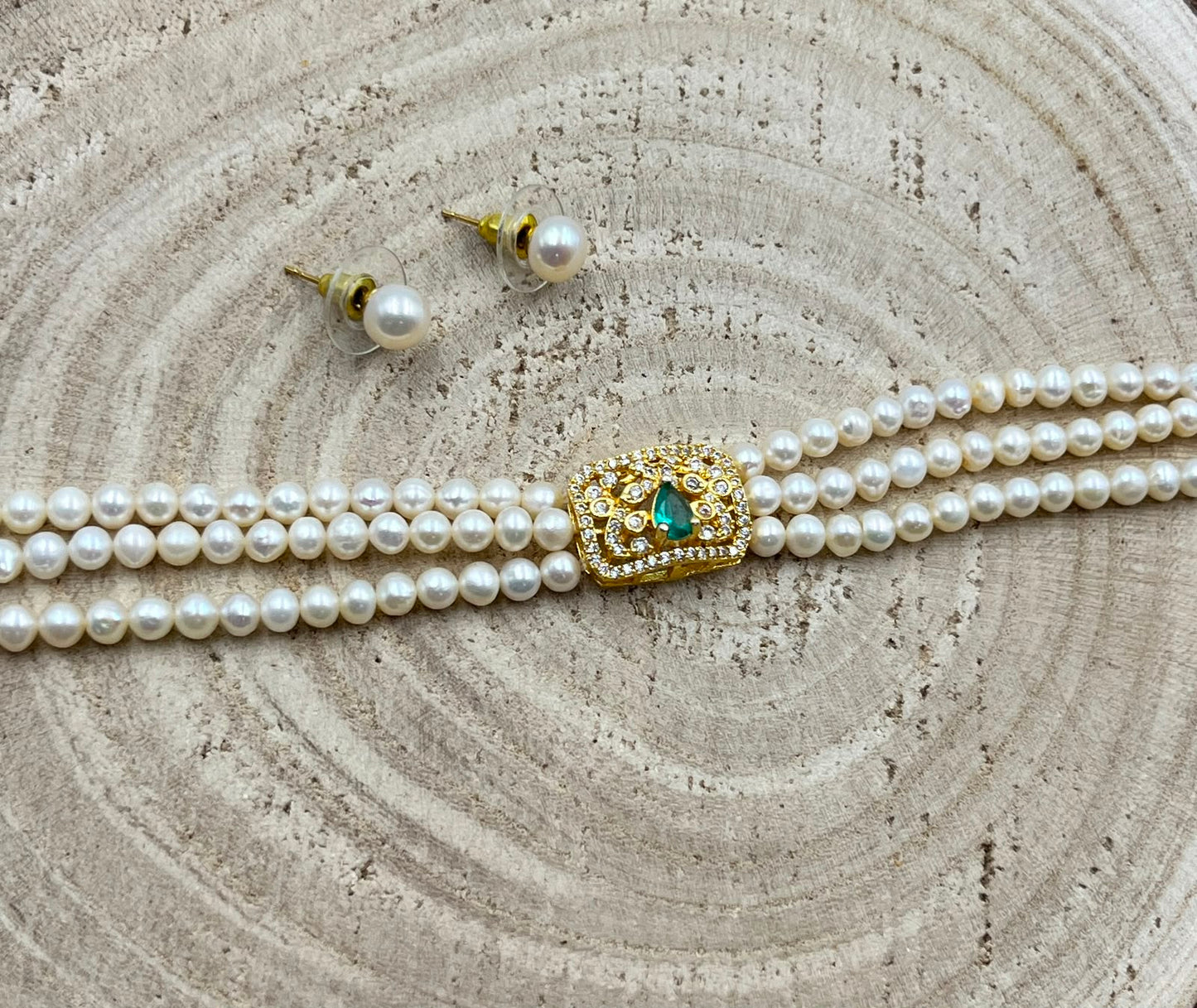 Natural Freshwater Pearls Choker with imitation stone  and pearl studs | Handmade Elegant Pearl Jewelry | Brass Lock