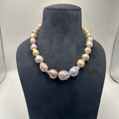 Freshwater Pearl Necklace | Handmade Natural Cultured Pearl Necklace | Elegant Women's Jewelry Regular priceRs. 1,100.00