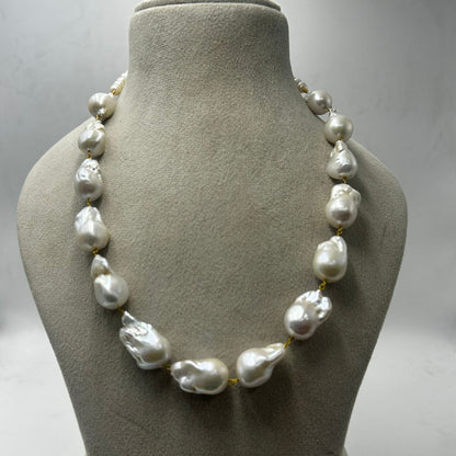 Natural Freshwater Pearl Necklace with pearl earring | Handmade Elegant Pearl Jewelry | Brass Lock