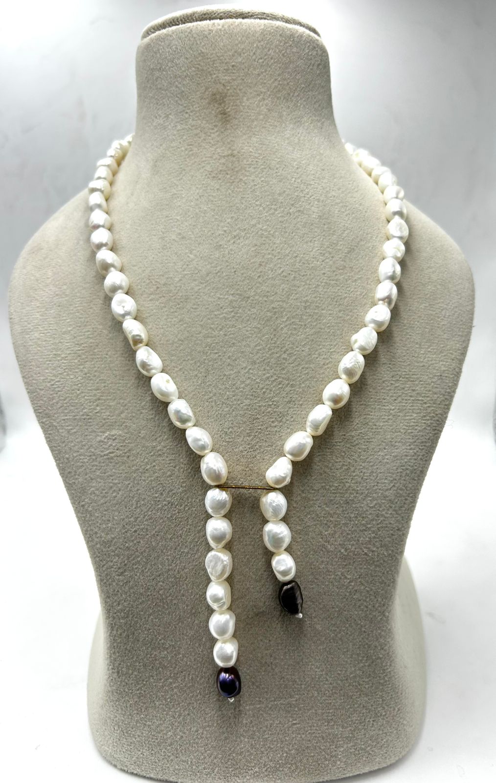 Freshwater Pearl Y Necklace | Pearl Lariat Necklace with Black Pearl Drops | Elegant Handmade Pearl Jewelry | Statement Necklace for Women | Gift for Her