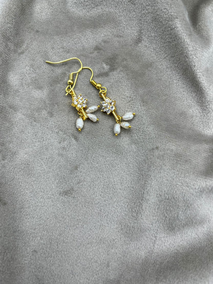 Freshwater Pearl Choker Set with Earrings & Bracelet | Basara Color Pearl Jewelry Set | Elegant Handmade Pearl Jewelry | Traditional Indian Bridal Gift
