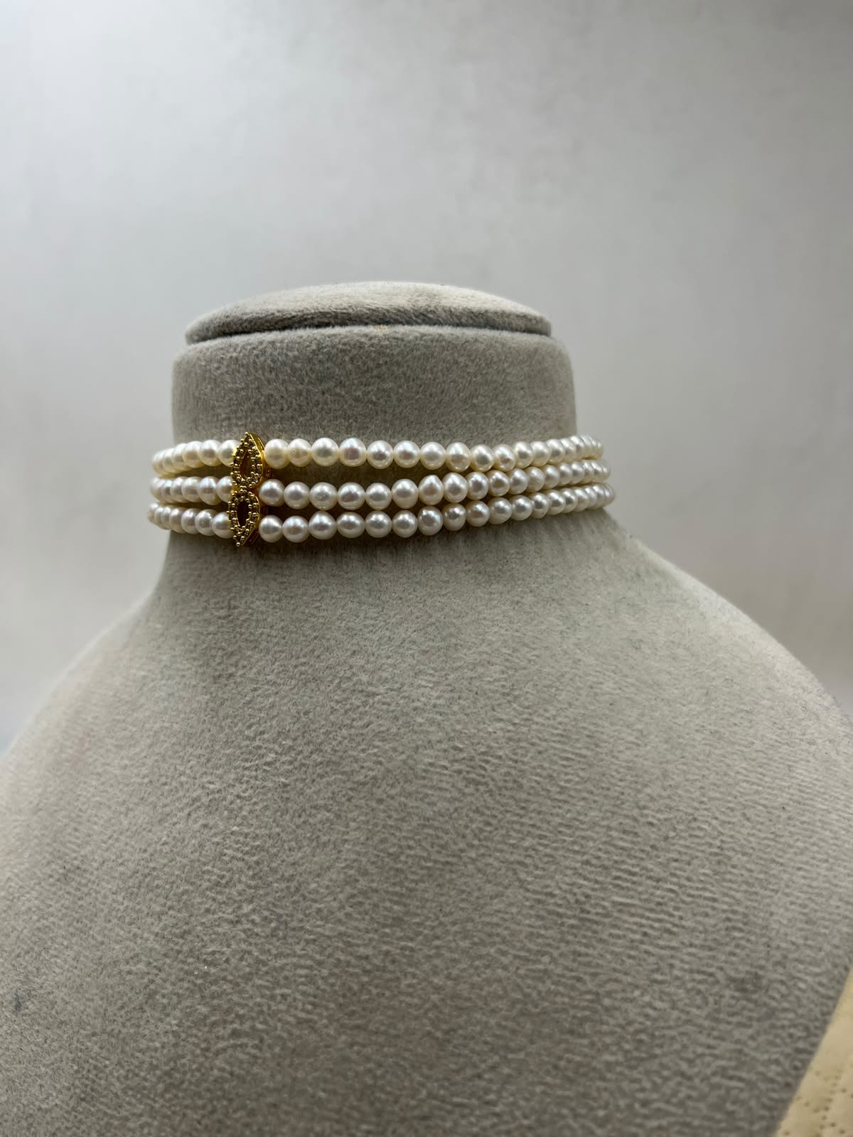 Freshwater Pearl Choker Necklace with Pearl Stud Earrings | Elegant Pearl Jewelry Set