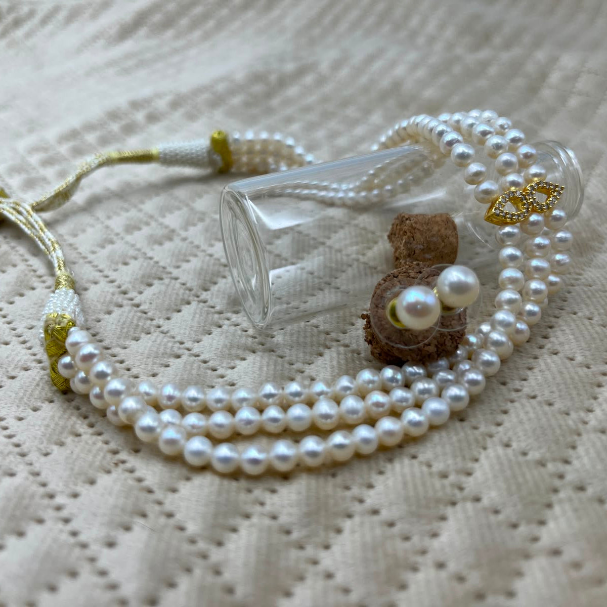 Freshwater Pearl Choker Necklace with Pearl Stud Earrings | Elegant Pearl Jewelry Set
